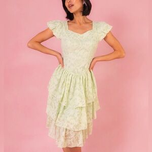 Ivy City Co Mimi Short Dress in Sage